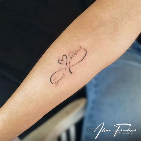 infinito con nombres tatuajes|tatuajes originales de infinitos.